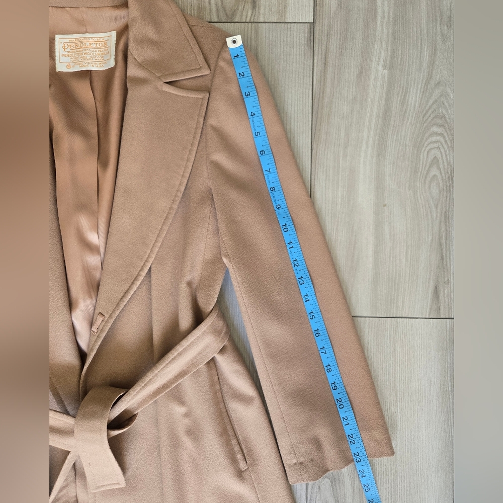 Vintage Pendelton Long Overcoat 100% Wool. (R12) - Picture 15 of 16
